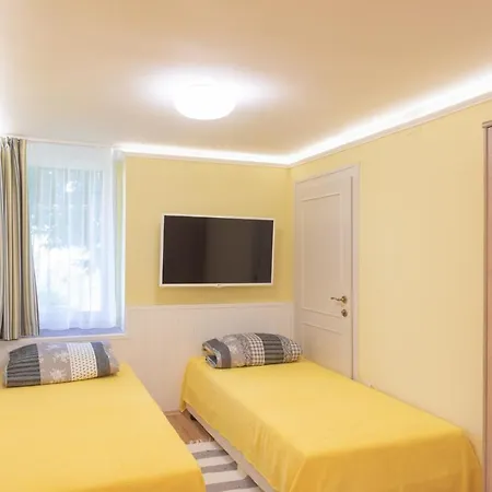 Zefir Apartments Balatonfured Exterior photo